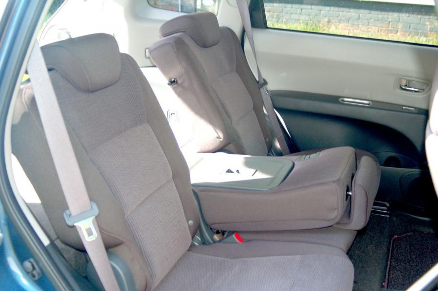  Subaru Tribeca 2008 года  (фото 38 из 109)